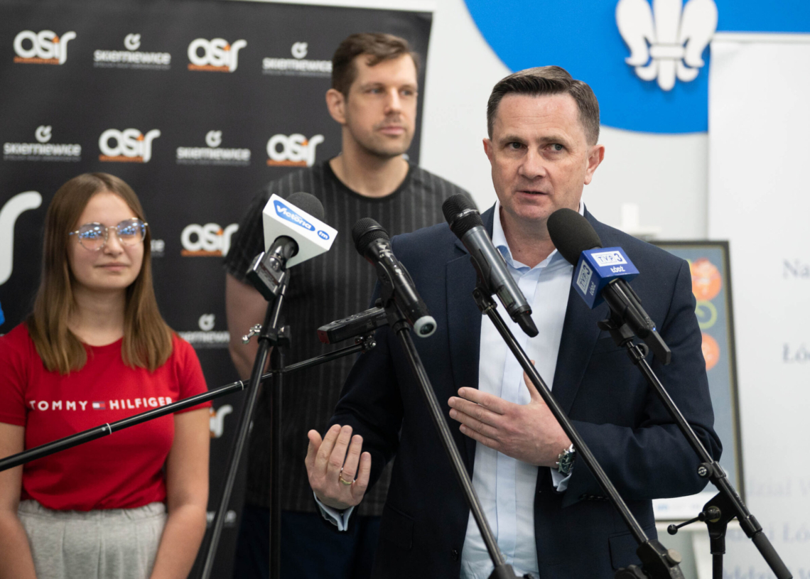 Rośnij zdrowo w Skierniewicach. Lekcja WF z wojewodą łódzkim