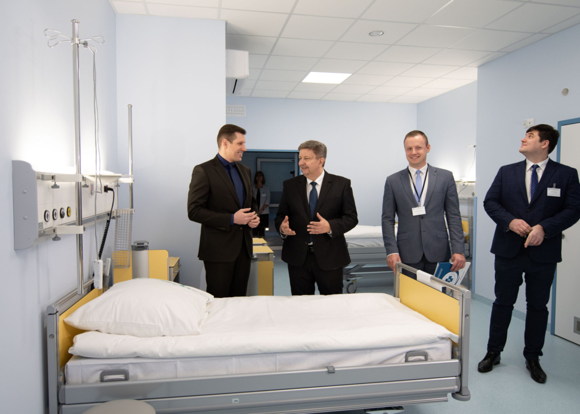 Rehabilitacja po COVID-19 w Łodzi. Otwarcie oddziału w szpitalu im. Biegańskiego