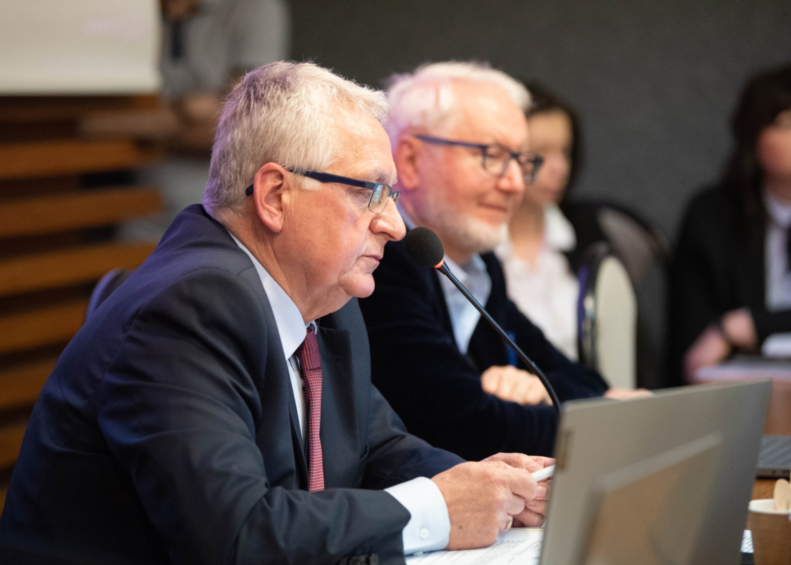 Sesja nadzwyczajna w Piotrkowie Trybunalskim