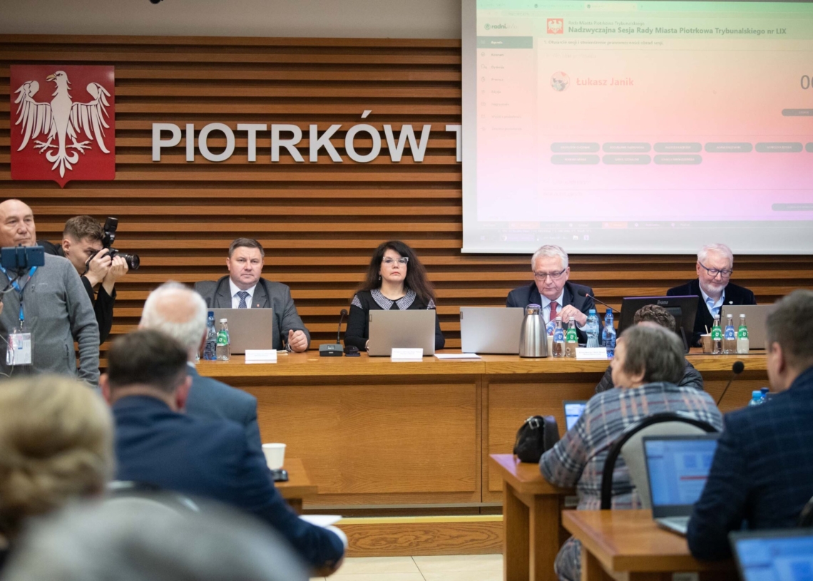 Sesja nadzwyczajna w Piotrkowie Trybunalskim