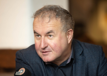 Piotr Szukalski z UŁ