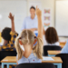 Dla kogo nauczyciel wspomagający? Pedagogiczne zamieszanie 7 Dla kogo nauczyciel wspomagający? Pedagogiczne zamieszanie