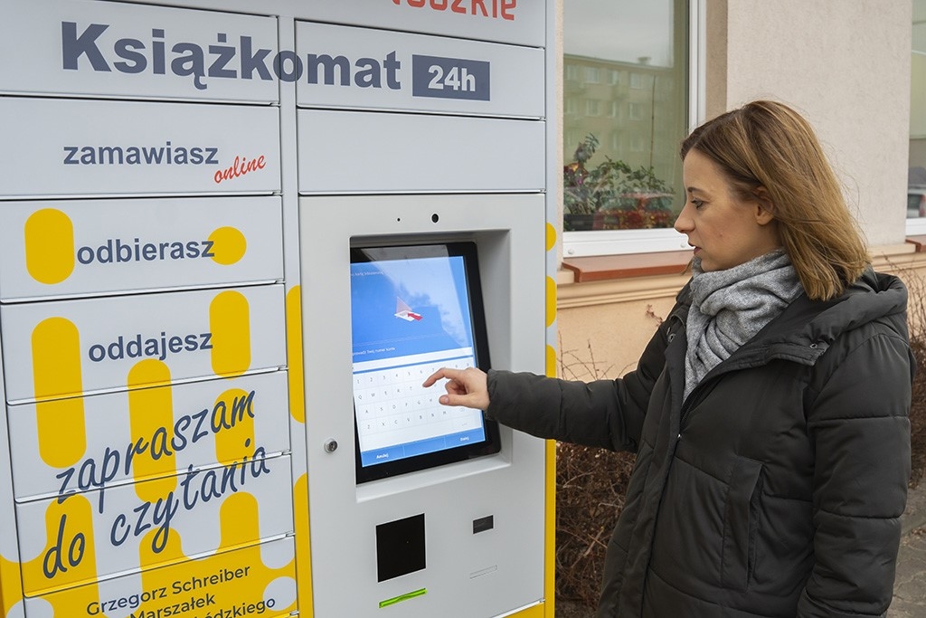 Książkomat w Łowiczu