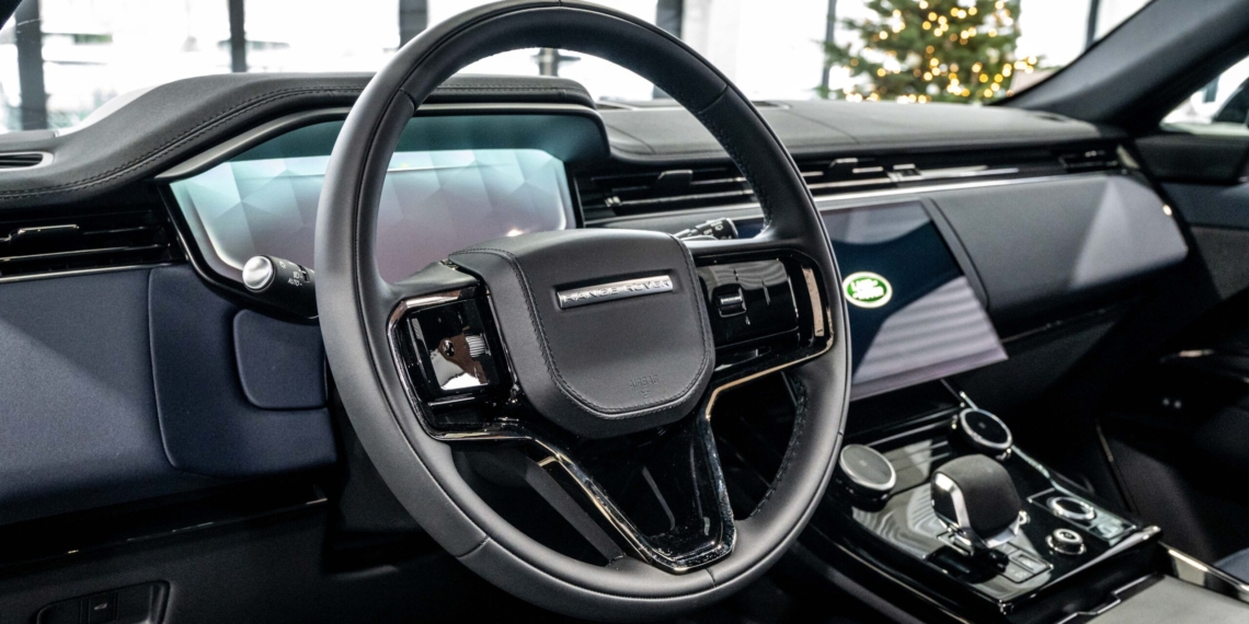 Land Rover Jaguar - gdzie kupić nowe auta tych marek w Łodzi? 1 Land Rover Jaguar – gdzie kupić nowe auta tych marek w Łodzi?