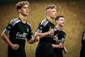 Piłkarze ŁKS Łódź wrócili do treningów