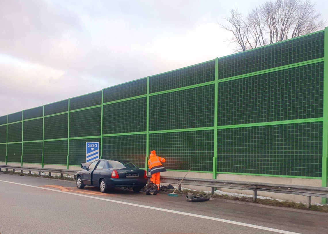 Zderzenie 4 samochodów na A1