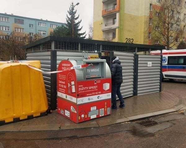 Wyrzucili zwłoki noworodka na śmietnik. 33-latka i jej 26-letni partner usłyszeli zarzuty 1 Wyrzucili zwłoki noworodka na śmietnik