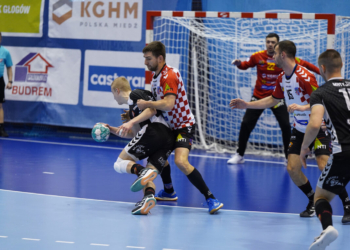 Chrobry Głogów - Piotrkowianin Piotrków Trybunalski 35:31