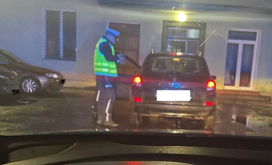 19-latek z Łodzi stracił prawo jazdy. Przekroczył prędkość i nie zatrzymał się do kontroli 1 19-latek z Łodzi przekroczył prędkość
