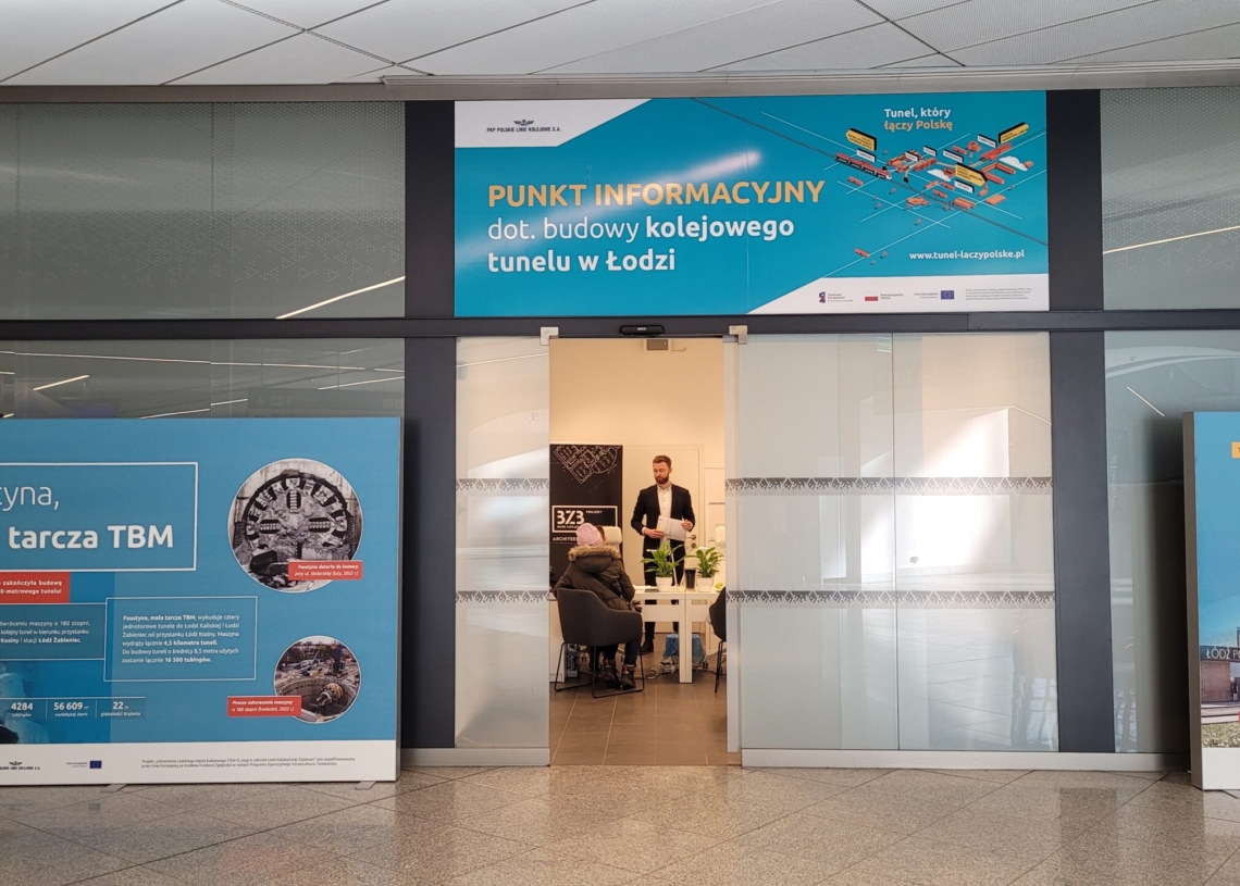 Punkt informacyjny dotyczący budowy tunelu średnicowego działa od dzisiaj na dworcu Łódź Fabryczna