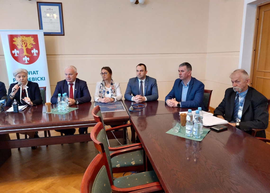 5 mln zł rządowego dofinansowania na remont kilku odcinków dróg w powiecie poddębickim