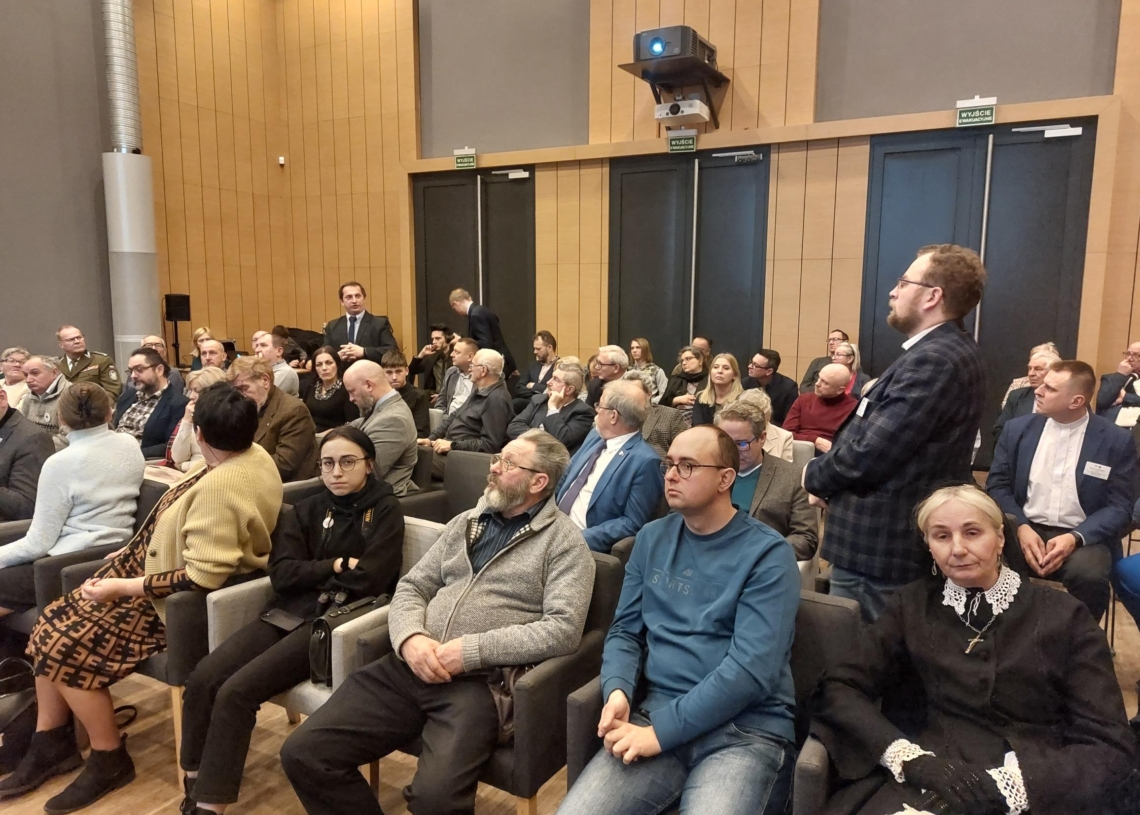 Debata historyczna w Zduńskiej Woli w 160. rocznicę powstania styczniowego [ZDJĘCIA]