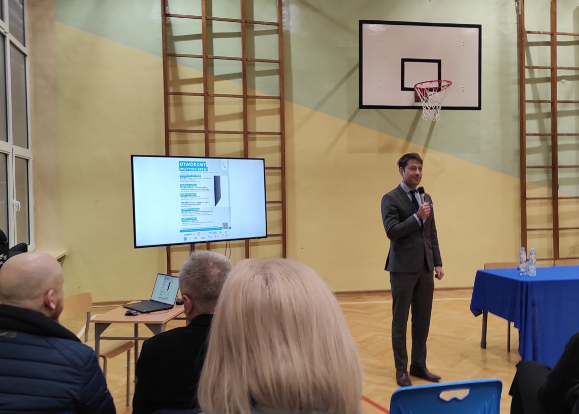 Generalny remont torowiska na Aleksandrowskiej tematem konsultacji tramwajowych na Teofilowie [ZDJĘCIA]