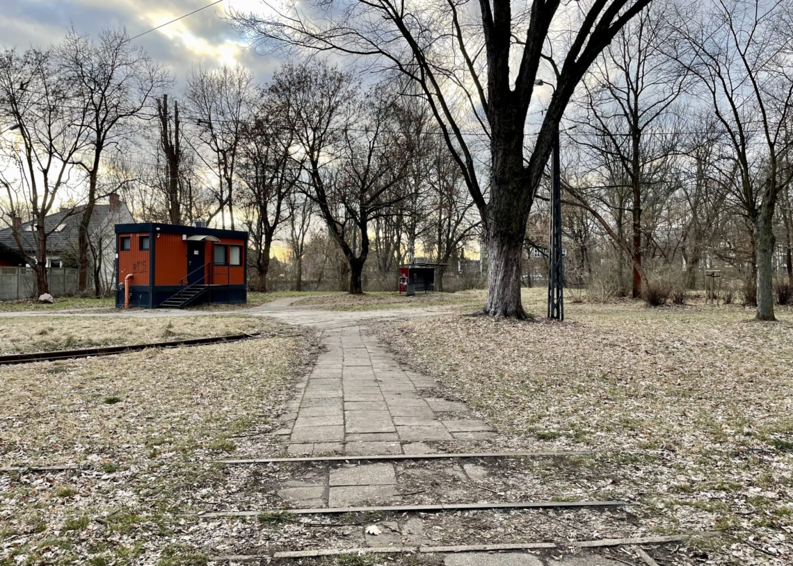 Zapomnianych krańcówek w Łodzi sporo. Kiedy tramwaje wrócą na te pętle? [ZDJĘCIA + WIDEO]