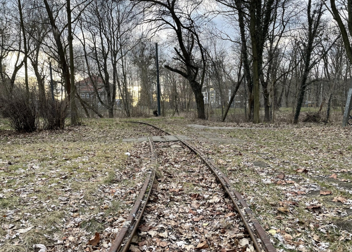 Zapomnianych krańcówek w Łodzi sporo. Kiedy tramwaje wrócą na te pętle? [ZDJĘCIA + WIDEO]