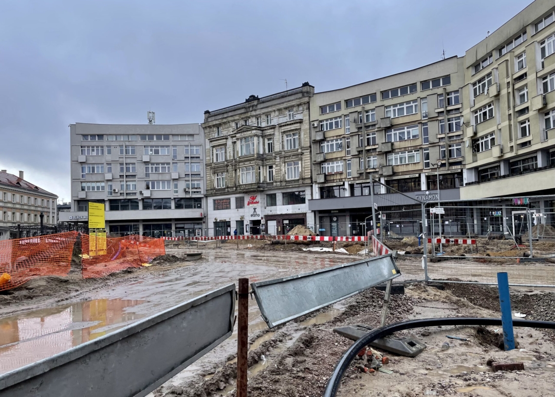 Przebudowa pl. Wolności. Koniec inwestycji powinien nastąpić już za 7 miesięcy, ale termin przesunięto na koniec roku [ZDJĘCIA + WIDEO]