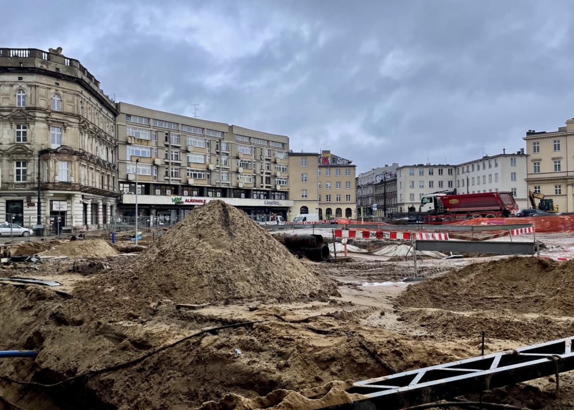 Przebudowa pl. Wolności. Koniec inwestycji powinien nastąpić już za 7 miesięcy, ale termin przesunięto na koniec roku [ZDJĘCIA + WIDEO]