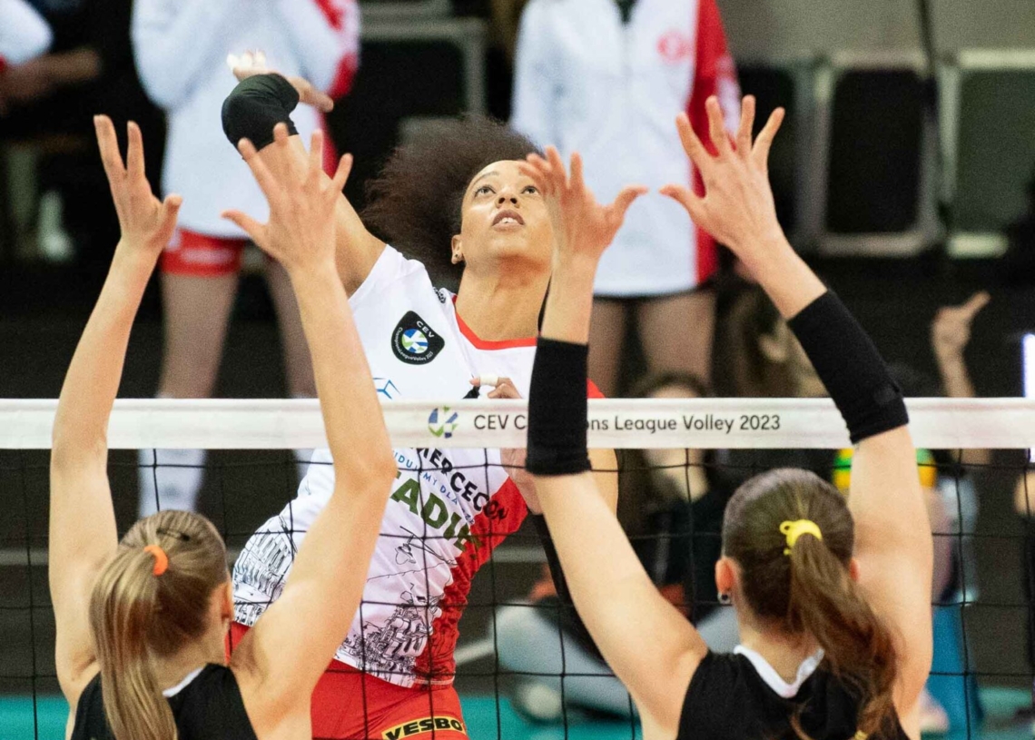 Liga Mistrzyń, ŁKS Commercecon Łódź - VakifBank Stambuł 0:3