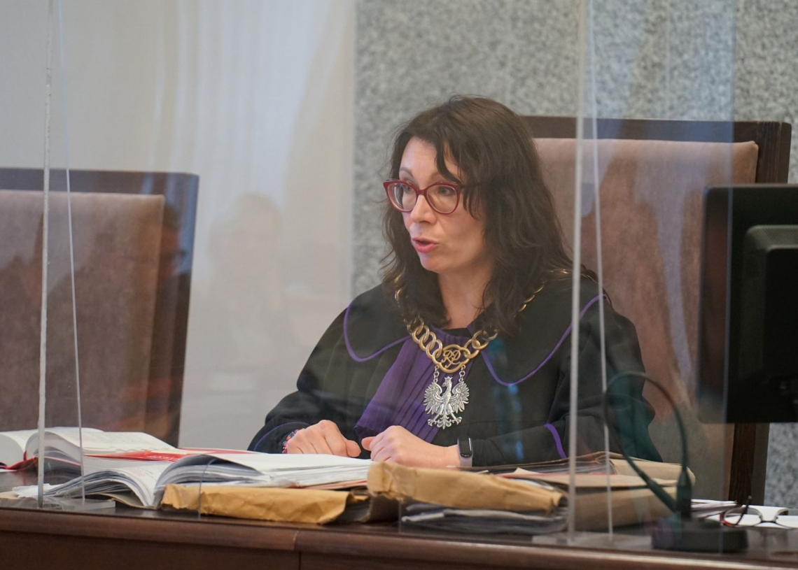 Trumny na kółkach. Adwokat Paweł Kozanecki miał stanąć przed sądem, ale rozprawę odroczono