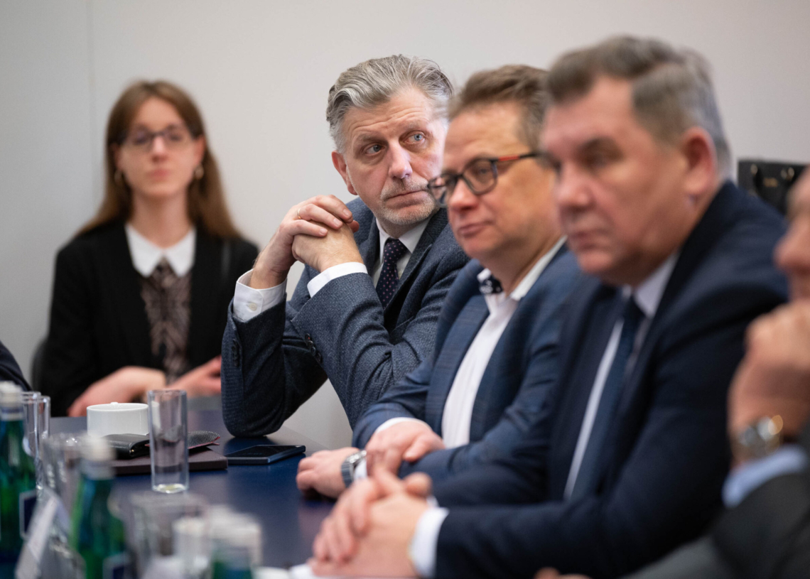 Pierwsza rocznica wybuchu wojny na Ukrainie. Posiedzenie WRDS