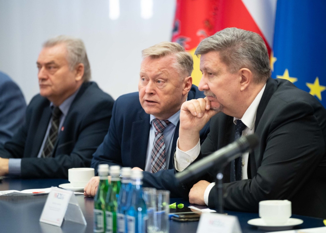 Pierwsza rocznica wybuchu wojny na Ukrainie. Posiedzenie WRDS
