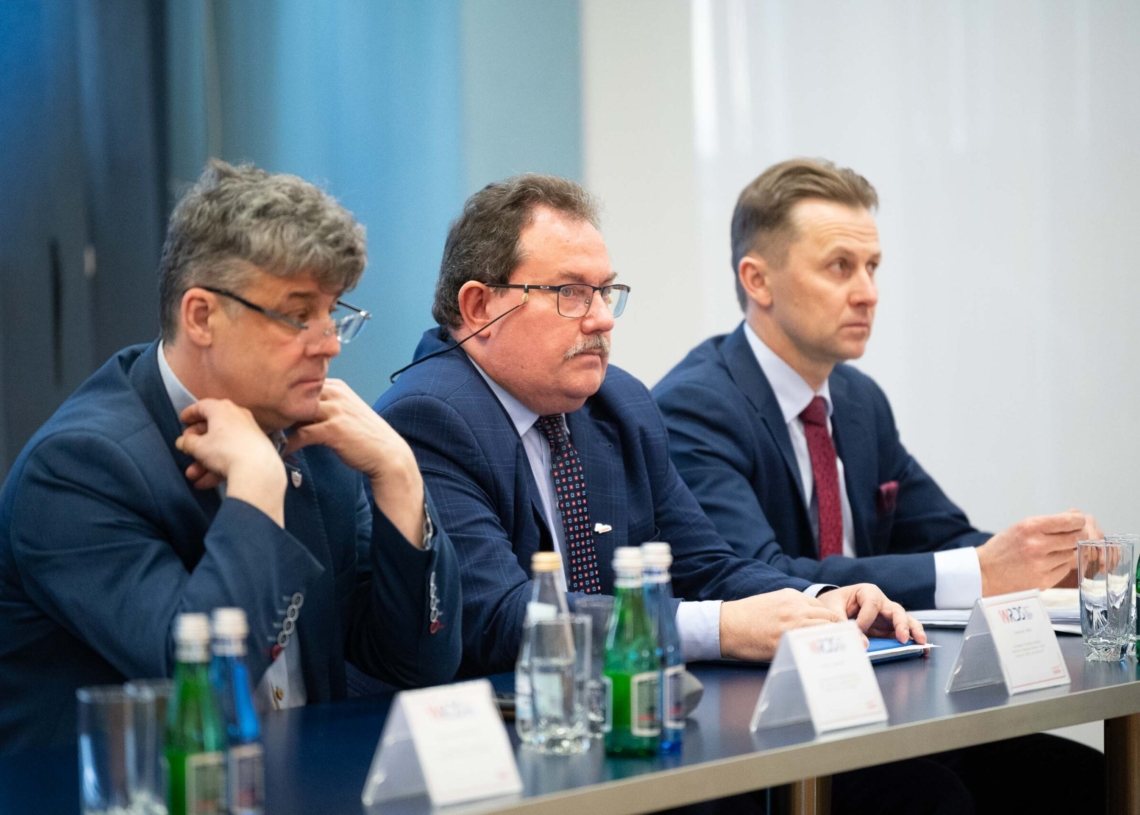 Pierwsza rocznica wybuchu wojny na Ukrainie. Posiedzenie WRDS