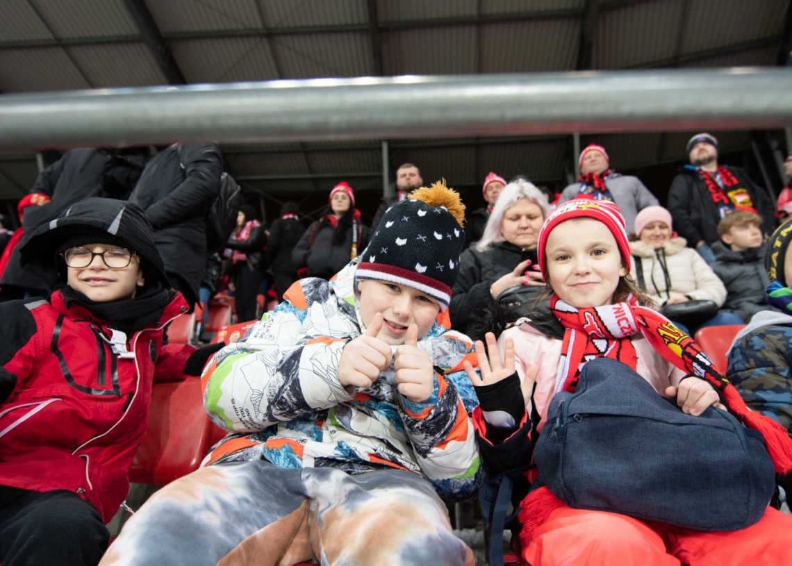 Doping kibiców w meczu Widzew Łódź - Jagiellonia Białystok