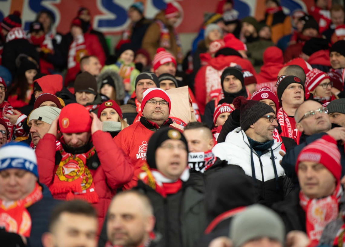 Doping kibiców w meczu Widzew Łódź - Jagiellonia Białystok