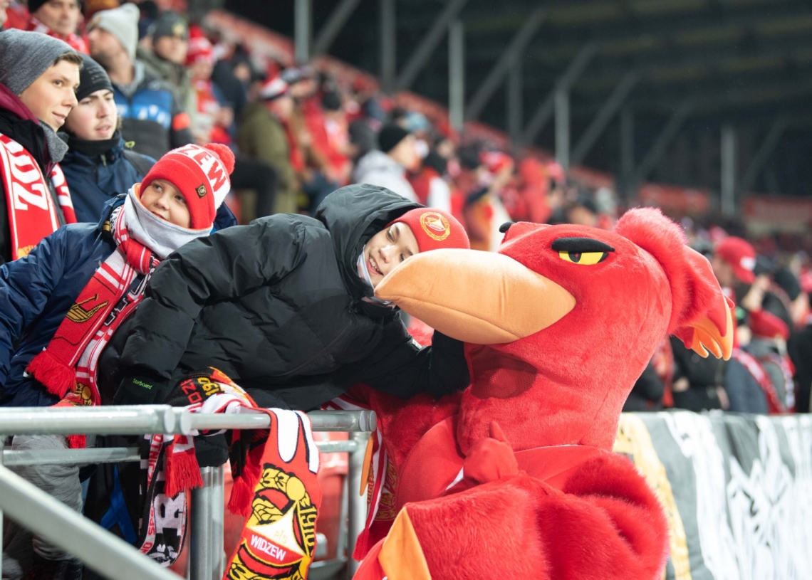 Doping kibiców w meczu Widzew Łódź - Jagiellonia Białystok