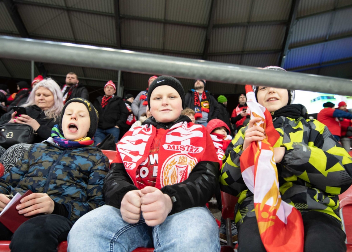 Doping kibiców w meczu Widzew Łódź - Jagiellonia Białystok