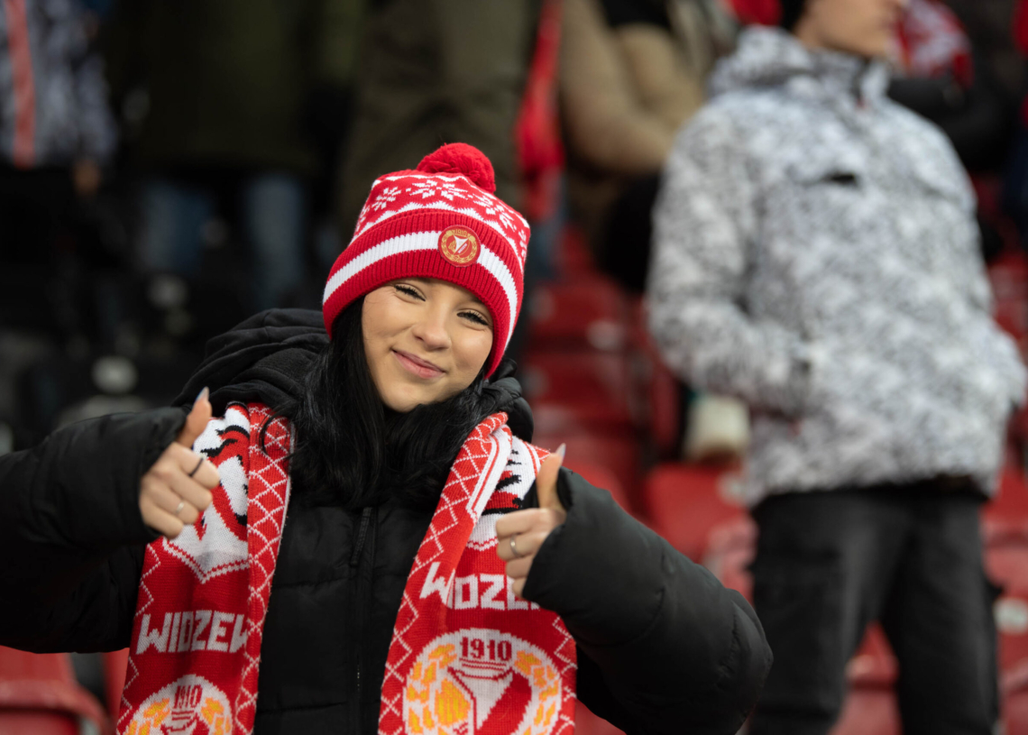 Doping kibiców w meczu Widzew Łódź - Jagiellonia Białystok
