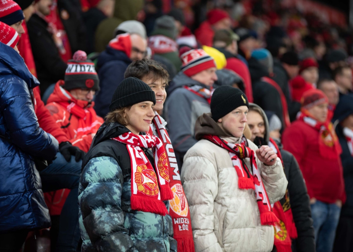 Doping kibiców w meczu Widzew Łódź - Jagiellonia Białystok