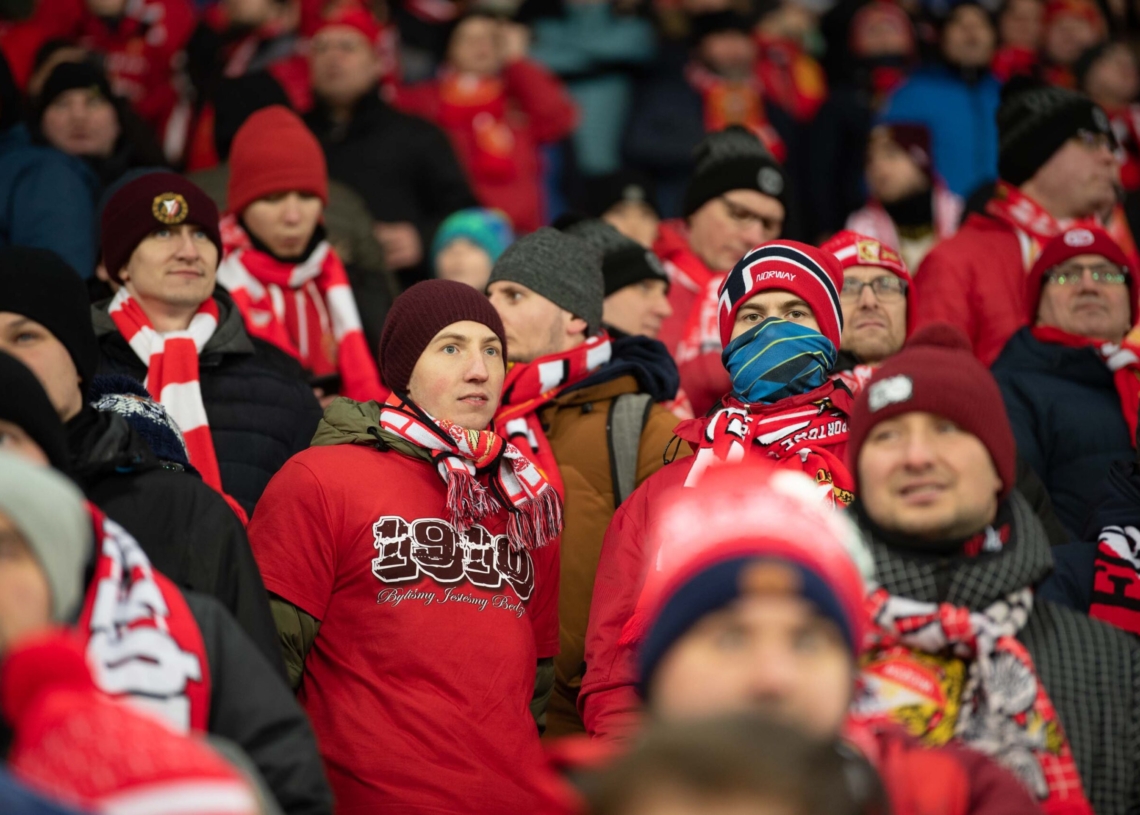 Doping kibiców w meczu Widzew Łódź - Jagiellonia Białystok
