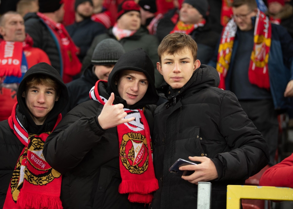 Doping kibiców w meczu Widzew Łódź - Jagiellonia Białystok