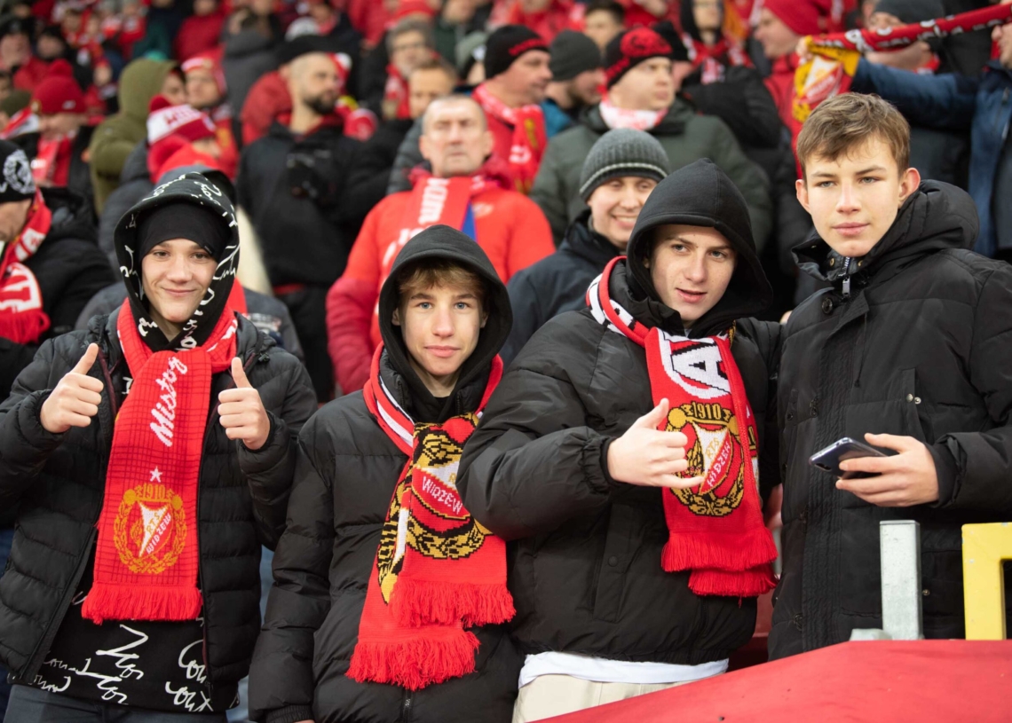 Doping kibiców w meczu Widzew Łódź - Jagiellonia Białystok
