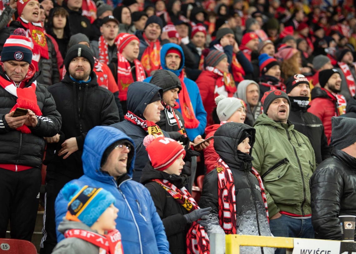 Doping kibiców w meczu Widzew Łódź - Jagiellonia Białystok