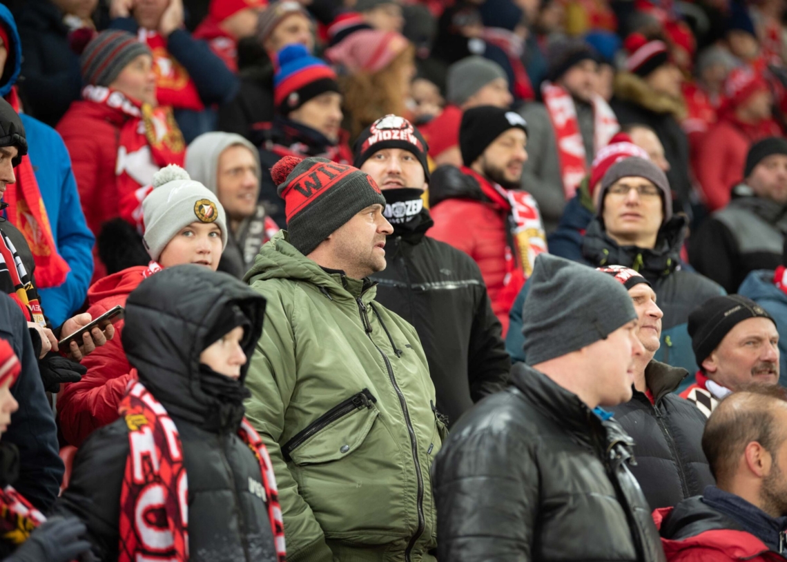 Doping kibiców w meczu Widzew Łódź - Jagiellonia Białystok