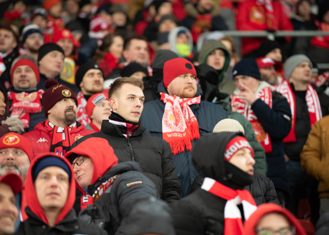 Doping kibiców w meczu Widzew Łódź - Jagiellonia Białystok