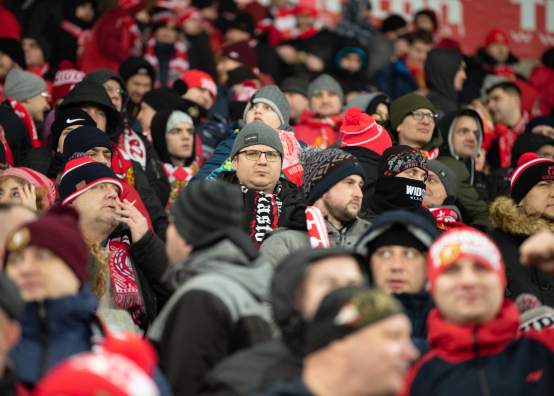 Doping kibiców w meczu Widzew Łódź - Jagiellonia Białystok