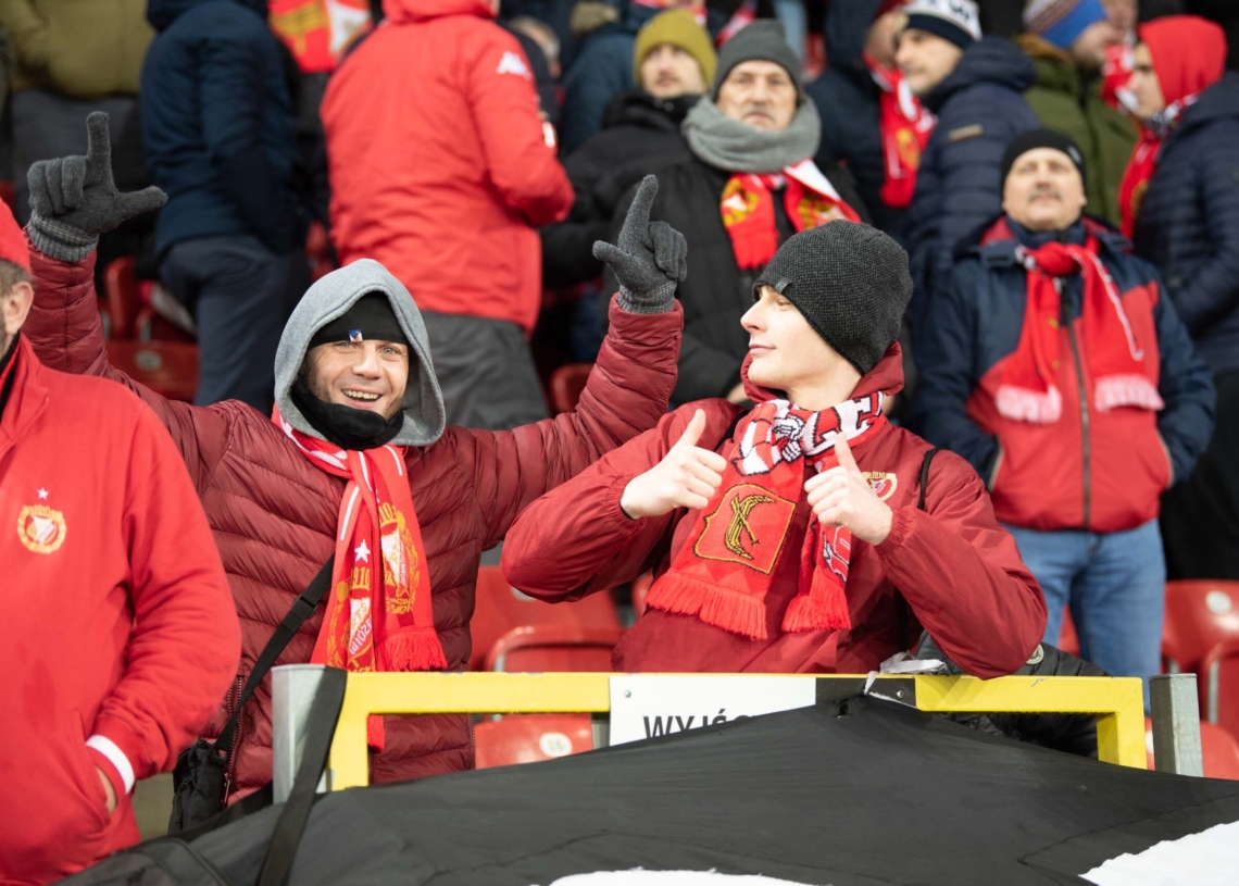 Doping kibiców w meczu Widzew Łódź - Jagiellonia Białystok