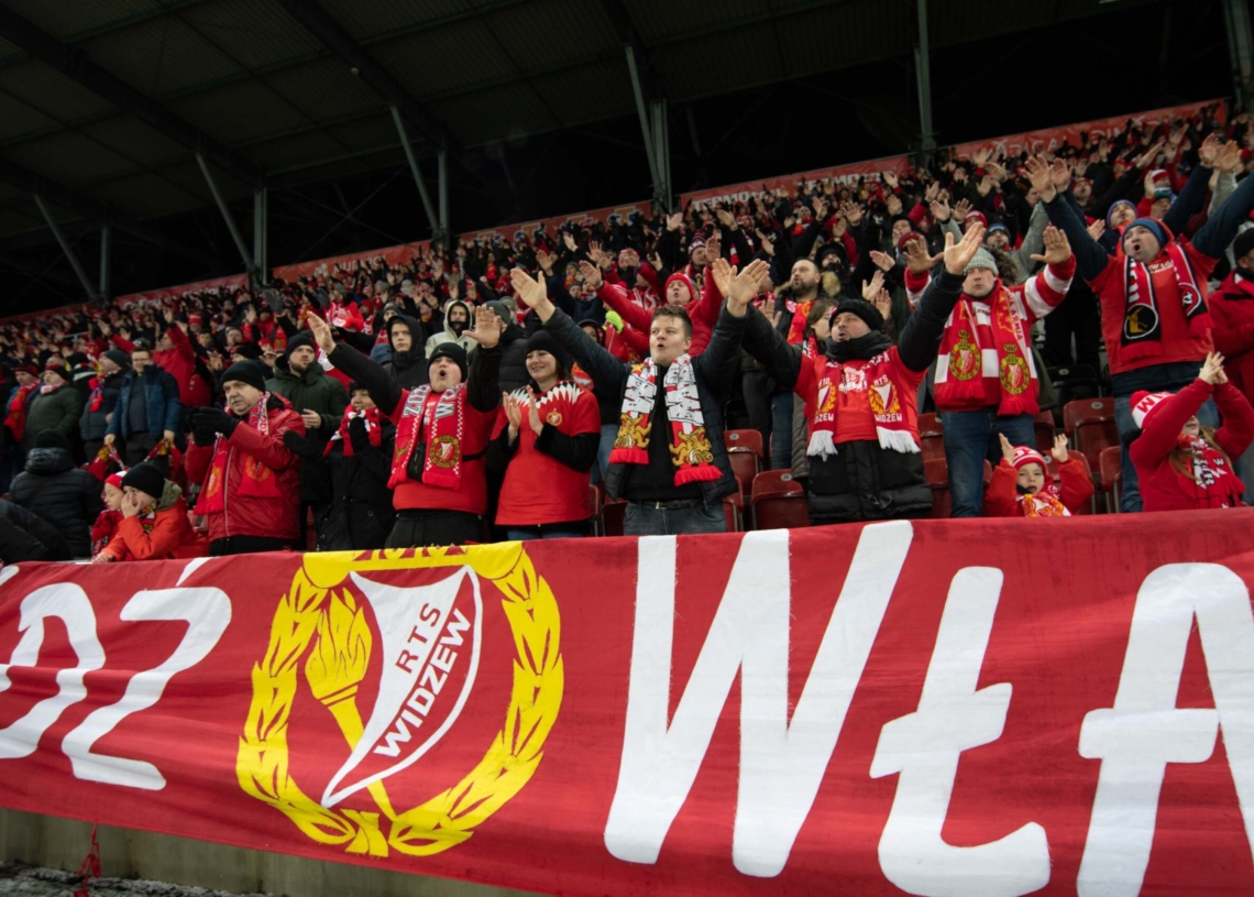 Doping kibiców w meczu Widzew Łódź - Jagiellonia Białystok