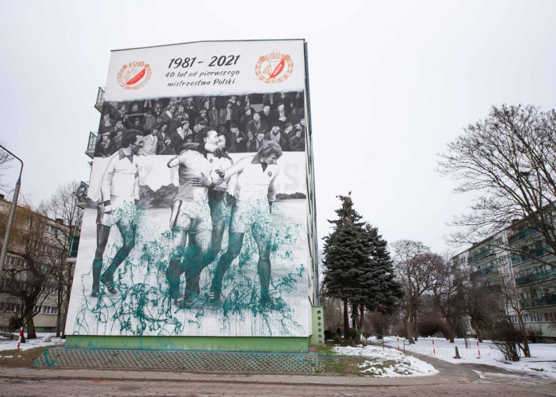 Zniszczyli murale