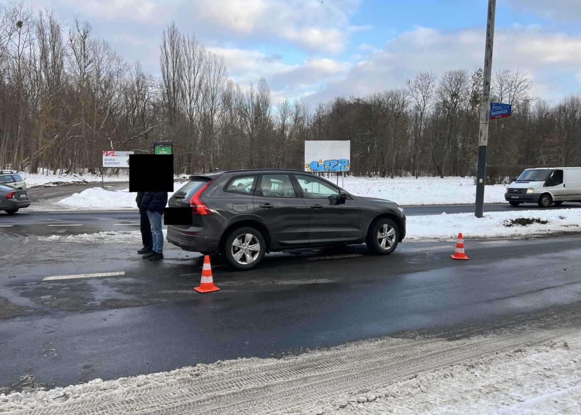 Wypadek na skrzyżowaniu Narutowicza i Konstytucyjnej w Łodzi