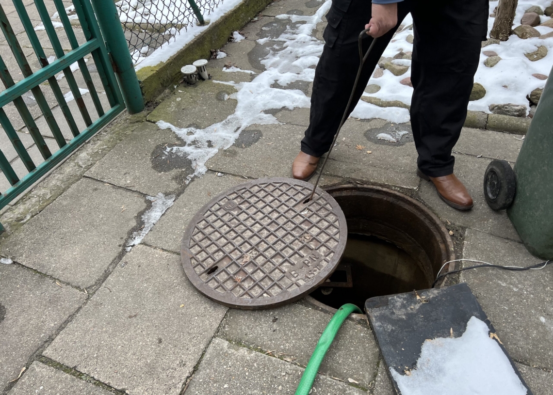Problemy mieszkańców Nowych Sadów w Łodzi. Woda zalewa domy, piwnice i ogrody