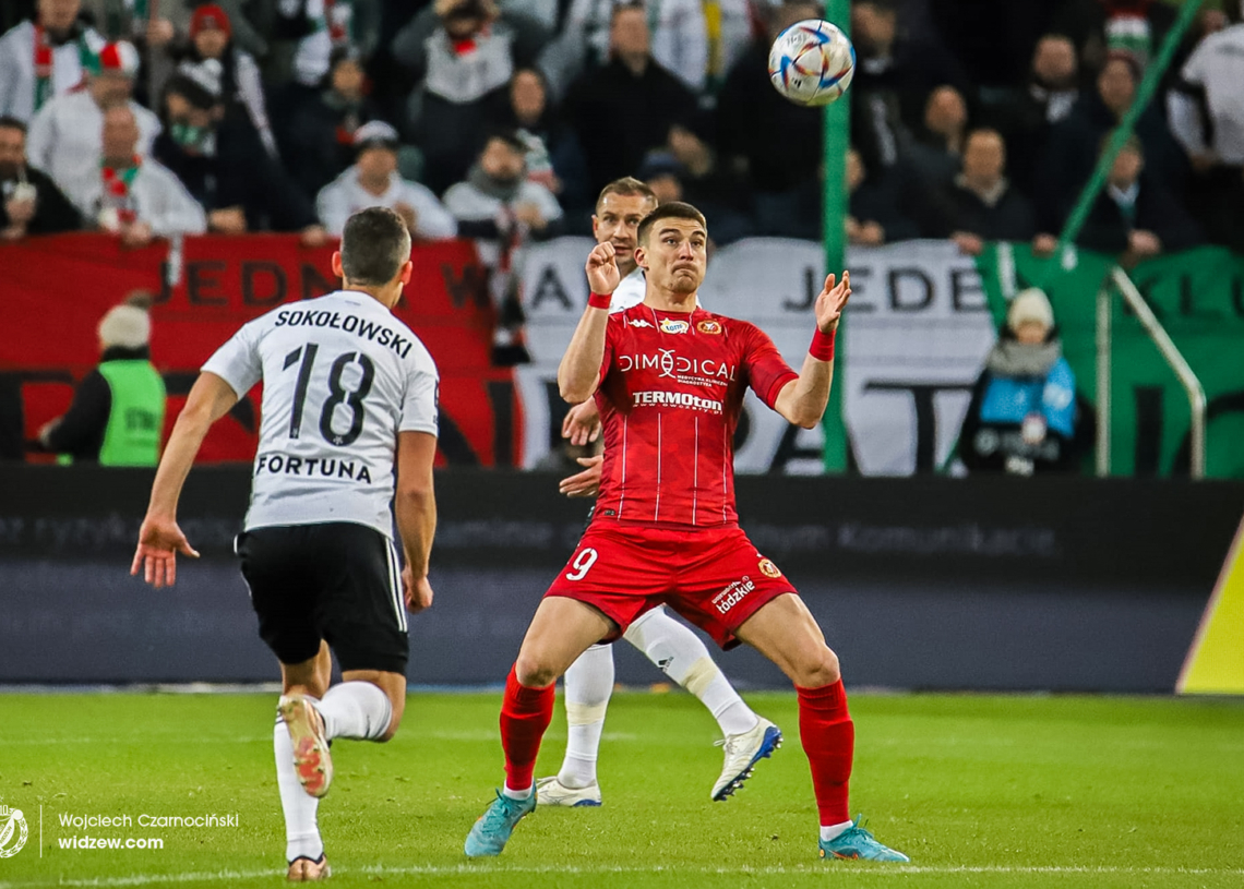 Legia Warszawa - Widzew Łódź 2:2. Cztery gole i wielkie emocje w piłkarskim klasyku 1 Legia Warszawa - Widzew Łódź
