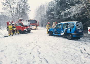Pijany kierowca rozbił dwa samochody w Sławnie