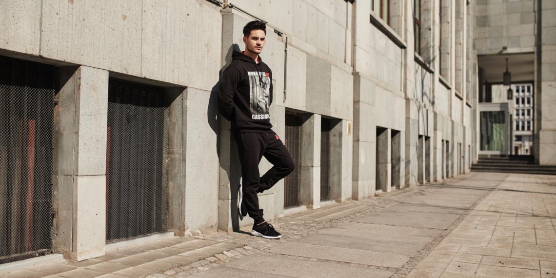 Spodnie dresowe męskie: wybrać model ze ściągaczami czy bez? Podpowiadamy!
