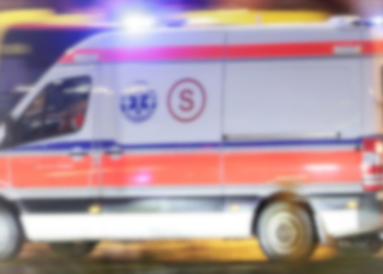 Wpadł do kanału samochodowego - wypadek w Zgierzu