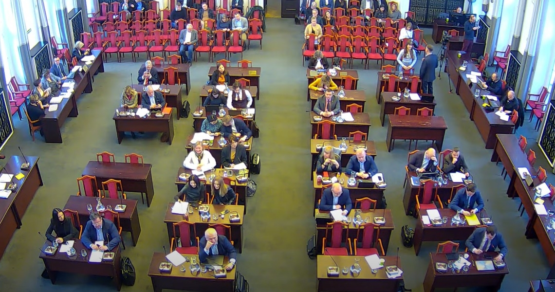 Wybory Samorządowe 2024: Kandydaci Koalicji Obywatelskiej w Łodzi 1 Wycinka drzew przy Kilińskiego 95 w Łodzi na sesji Rady Miejskiej w Łodzi