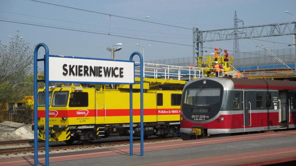 Najczęściej z kolei korzystają mieszkańcy Skierniewic - to wyniki najnowszego raportu Urzędu Transportu Kolejowego 1 Urzędu Transportu Kolejowego